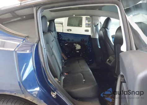 2020 Tesla Model Y Long Range Dual Motor All-Wheel Drive z USA, uszkodzony, nr VIN 5YJYGDEE0LF013735